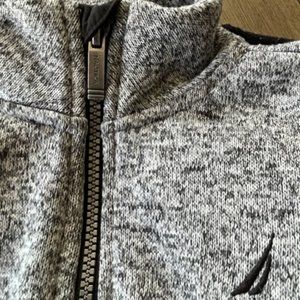Boys Size 7 Nautica Zip Up in Grey